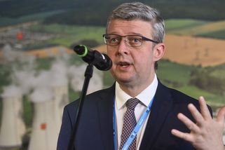 Havlíček nemá za mimořádné, že Česko zastoupí na r...